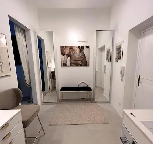 Exclusive In Historic Center Διαμέρισμα *